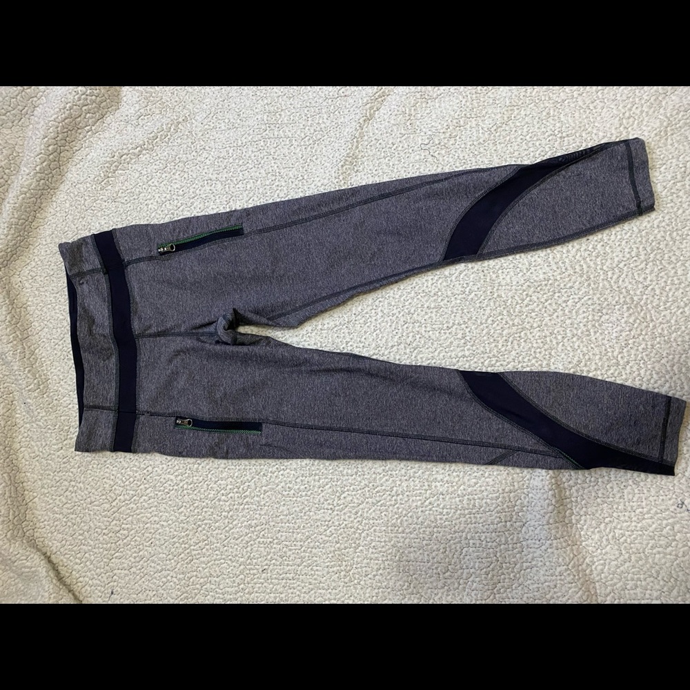 Lululemon leggings!